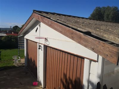 To Let 3 Bedroom Property for Rent in Bothasrus Eastern Cape